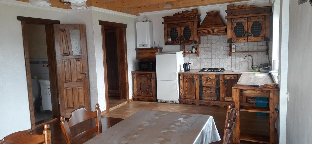 Villa Perfect Jaremče Esterno foto